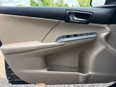 2014 Toyota Camry Hybrid XLE