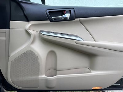 2014 Toyota Camry Hybrid XLE
