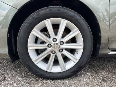 2014 Toyota Camry Hybrid XLE