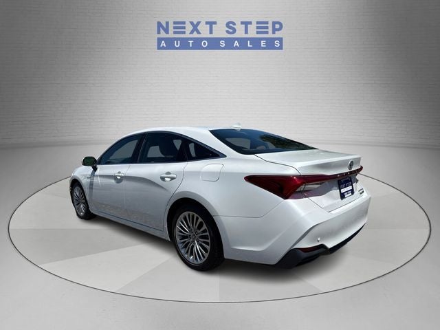 2020 Toyota Avalon Hybrid Limited