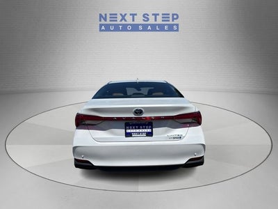 2020 Toyota Avalon Hybrid Limited