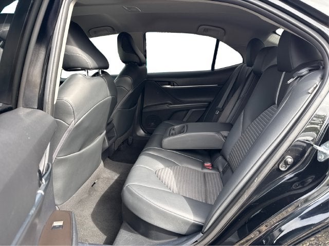 2021 Toyota Camry Hybrid SE