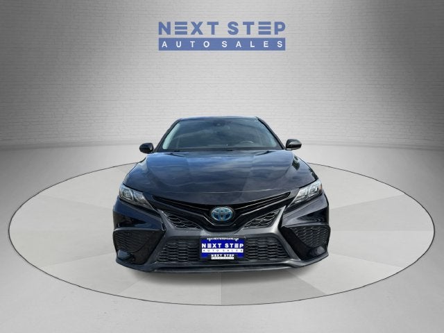 2021 Toyota Camry Hybrid SE
