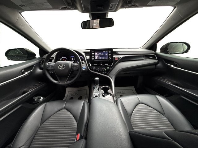 2021 Toyota Camry Hybrid SE