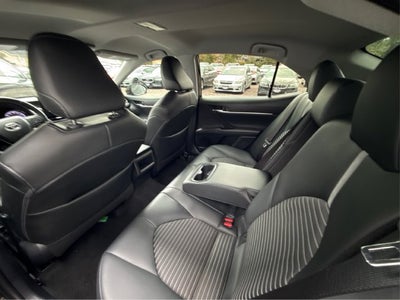 2021 Toyota Camry Hybrid SE