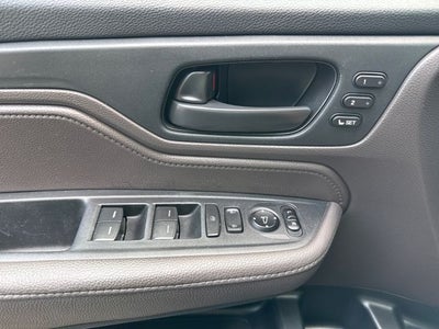 2018 Honda Odyssey EX-L w/Navigation and Rear Entertainment System