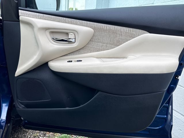 2022 Nissan Murano SL