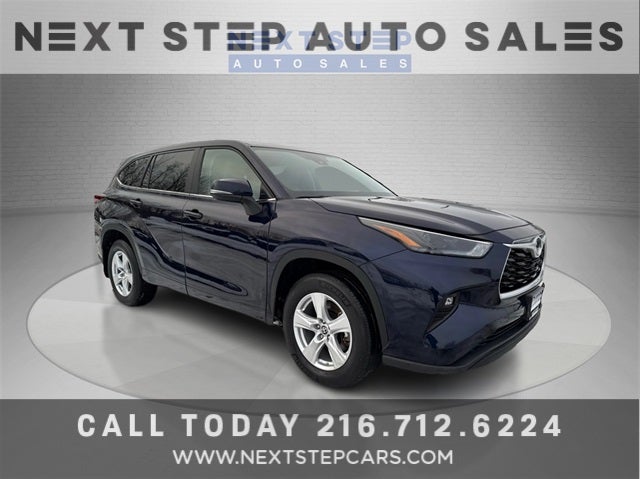 2024 Toyota Highlander LE