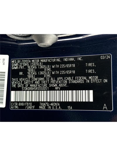 2024 Toyota Highlander LE