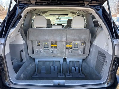 2014 Toyota Sienna XLE 7 Passenger