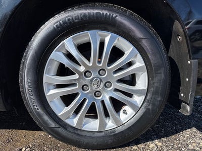 2014 Toyota Sienna XLE 7 Passenger
