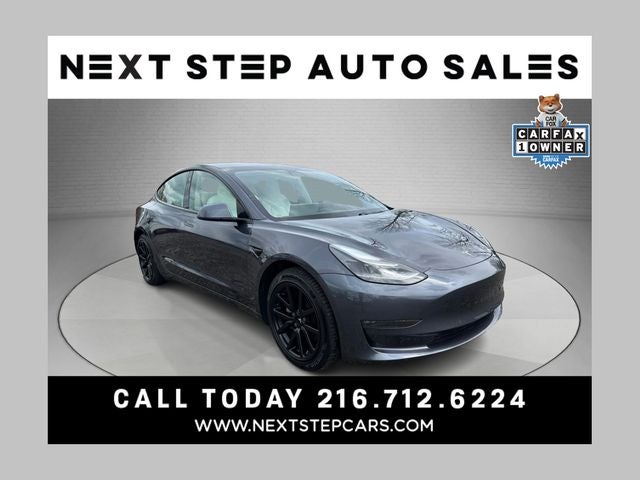 2021 Tesla Model 3 Long Range Dual Motor All-Wheel Drive's photo
