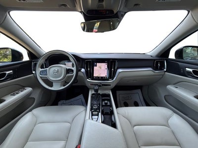 2020 Volvo S60 T6 Momentum