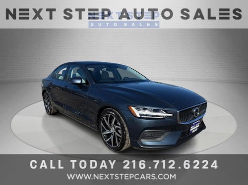 2020 Volvo S60 T6 Momentum