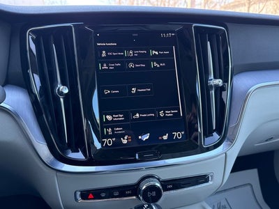 2020 Volvo S60 T6 Momentum