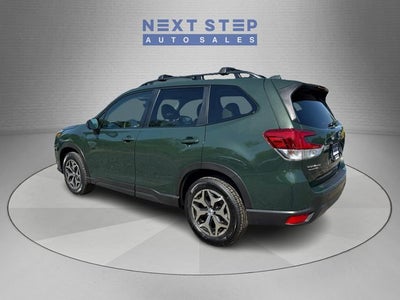 2022 Subaru Forester Premium