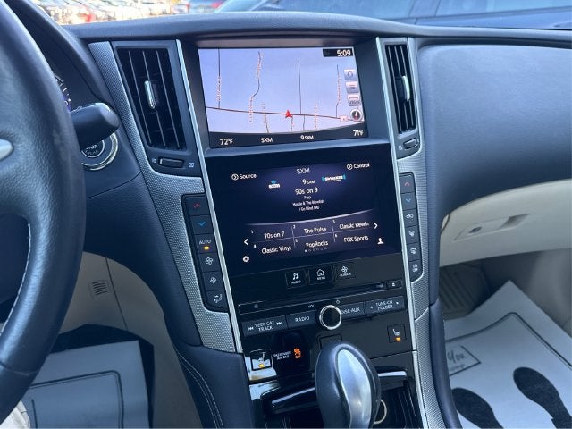 2015 INFINITI Q50 Premium