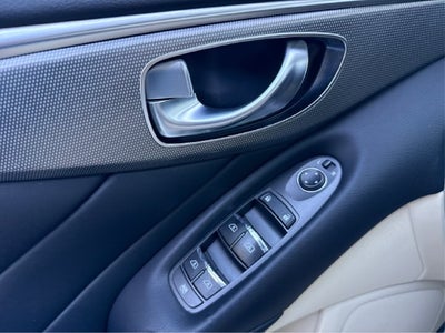 2015 INFINITI Q50 Premium