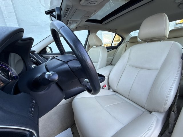 2015 INFINITI Q50 Premium