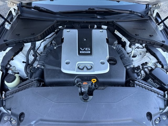 2015 INFINITI Q50 Premium