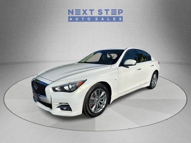 2015 INFINITI Q50 Premium