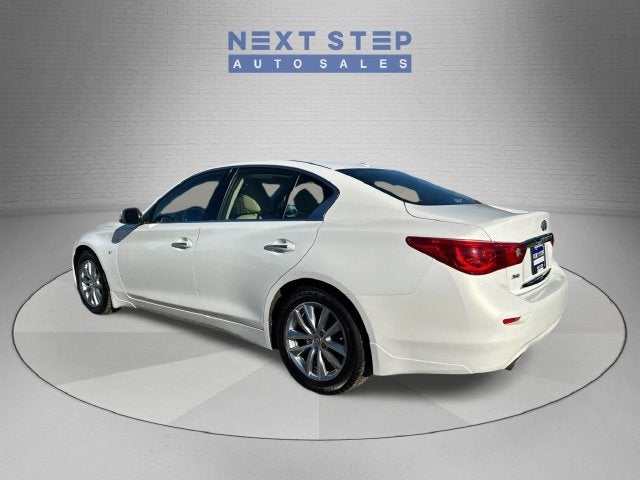 2015 INFINITI Q50 Premium