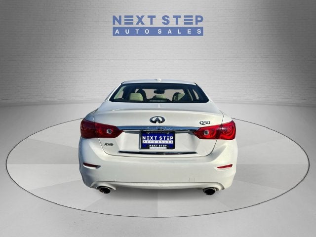 2015 INFINITI Q50 Premium