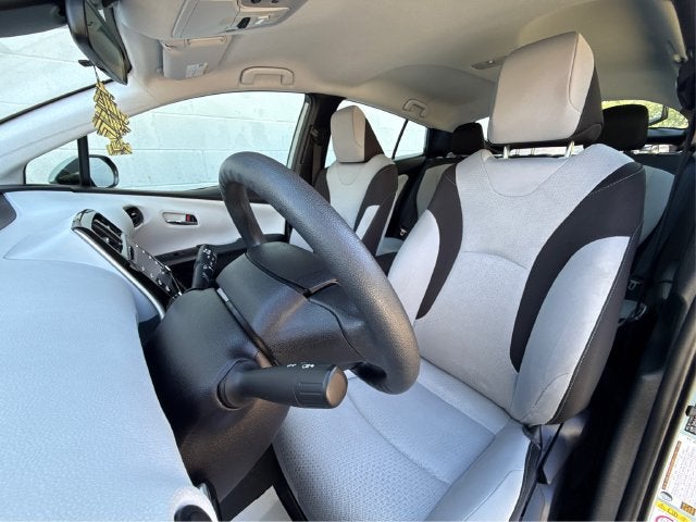 2020 Toyota Prius LE