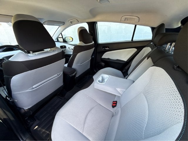 2020 Toyota Prius LE