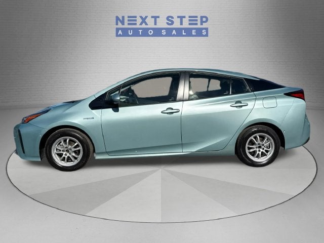 2020 Toyota Prius LE