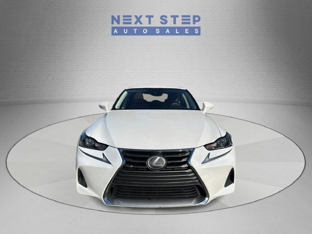 2018 Lexus IS 300