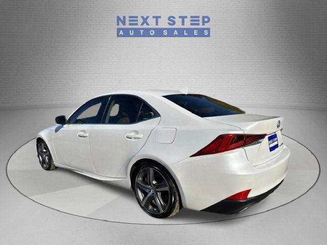 2018 Lexus IS 300