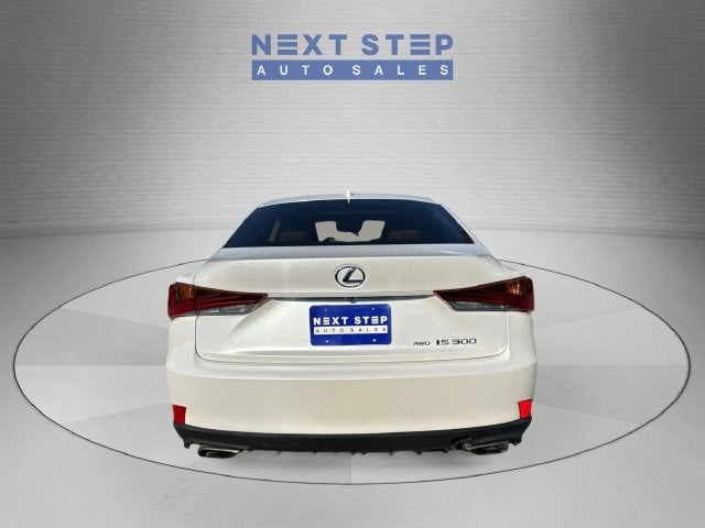 2018 Lexus IS 300