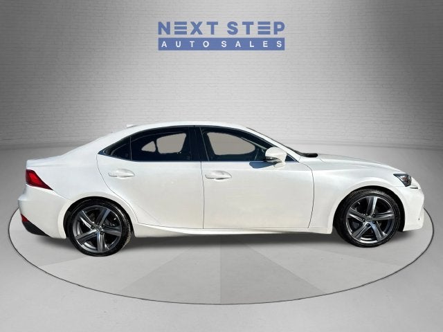2018 Lexus IS 300