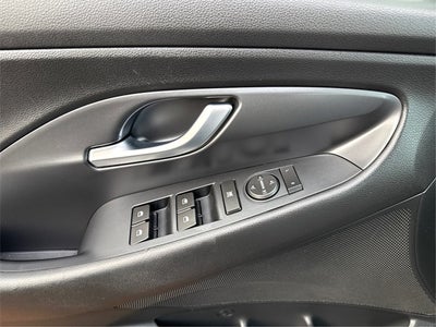 2018 Hyundai Elantra GT Base