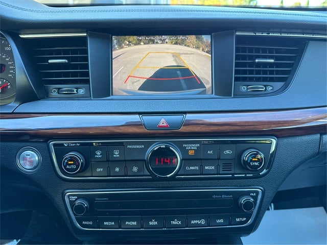 2017 Kia Cadenza Premium