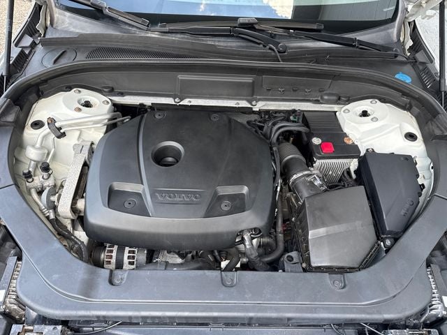 2019 Volvo XC60 T5 Momentum