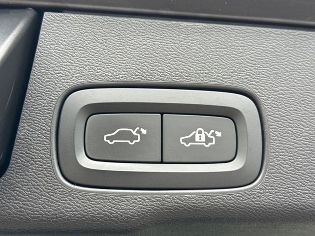 2019 Volvo XC60 T5 Momentum