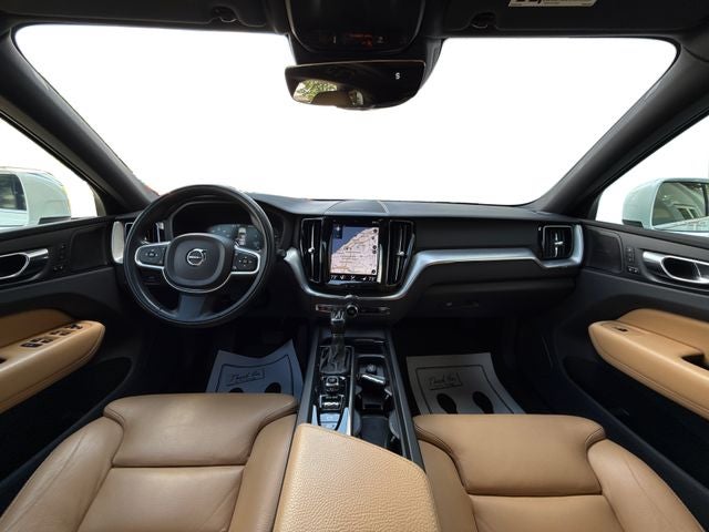 2019 Volvo XC60 T5 Momentum