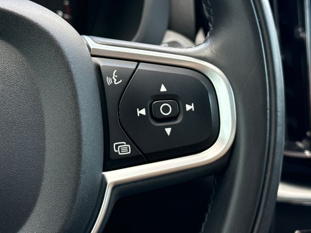 2019 Volvo XC60 T5 Momentum