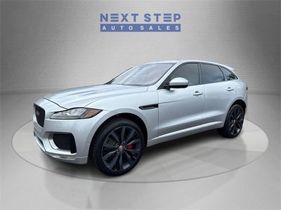 2017 Jaguar F-PACE First Edition