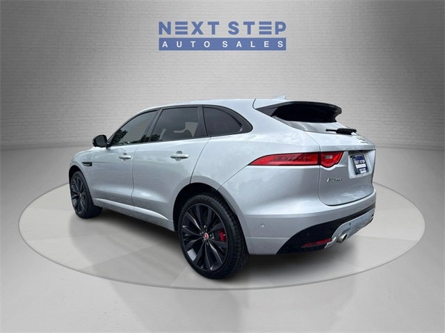 2017 Jaguar F-PACE First Edition