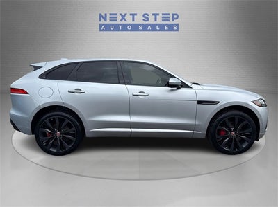 2017 Jaguar F-PACE First Edition