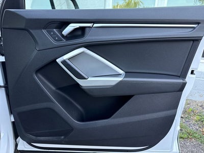 2021 Audi Q3 Premium quattro