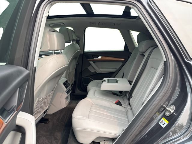 2021 Audi Q5 45 Premium Plus quattro