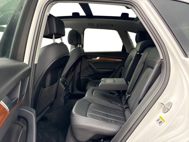 2023 Audi Q5 45 S line Premium quattro
