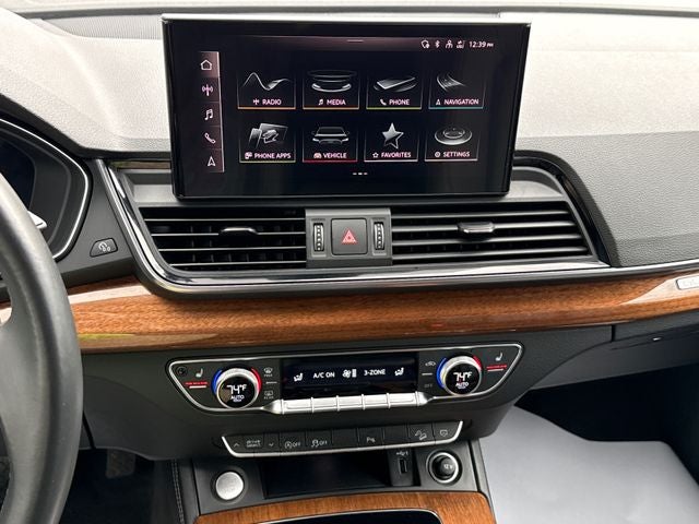 2023 Audi Q5 45 S line Premium quattro