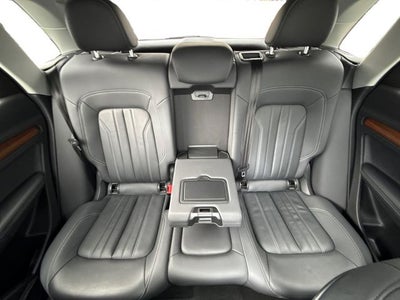 2023 Audi Q5 45 S line Premium quattro