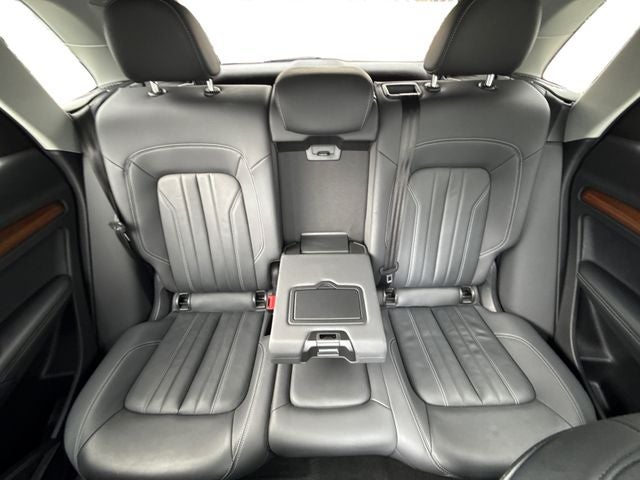 2023 Audi Q5 45 S line Premium quattro
