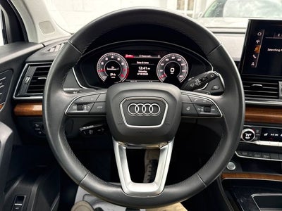 2023 Audi Q5 45 S line Premium quattro